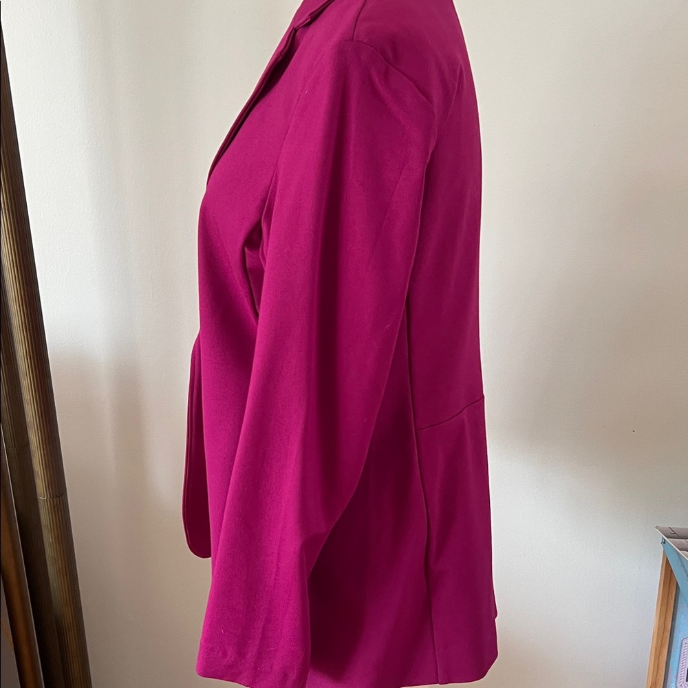 Anne Klein Magenta Blazer with Gold Buttons NWOT - Picture 5 of 7